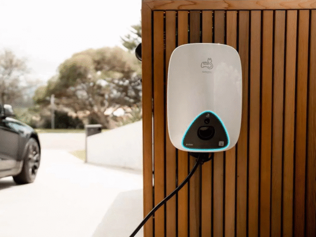 https://pittwaterserviceselectrical.com.au/wp-content/uploads/2025/05/ev-charger--640x480.png